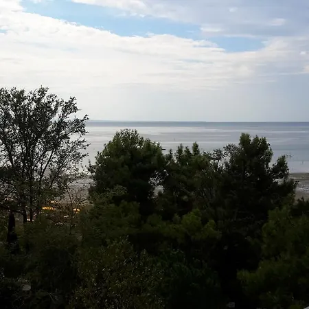 Al Bosco Apartmanhotel Grado