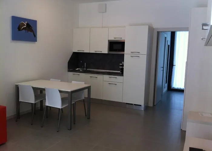 Ξενοδοχείο με διαμερίσματα Al Bosco 4*