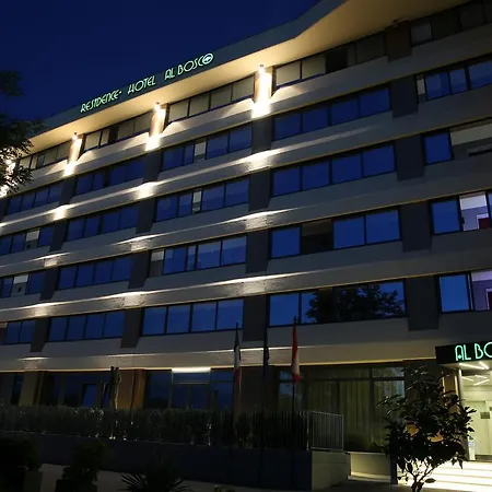 Al Bosco アパートホテル グラード